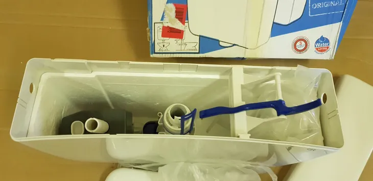 spluczka-do-wc-dolnopluk-start-stop-kompakt-trwala-linia-uniwersalna-spluczka-do-wc-dolnopluk-waga-z-opakowaniem-1-7-kg