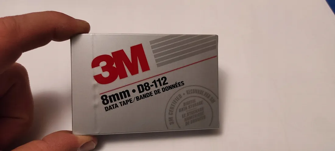 3m-8mm-d8-112-data-tape