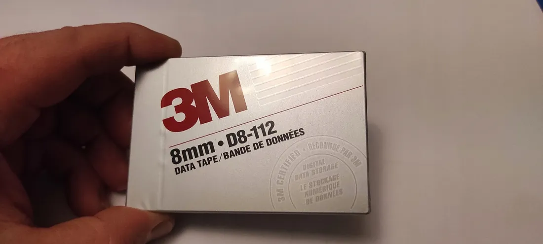3m-8mm-d8-112-data-tape