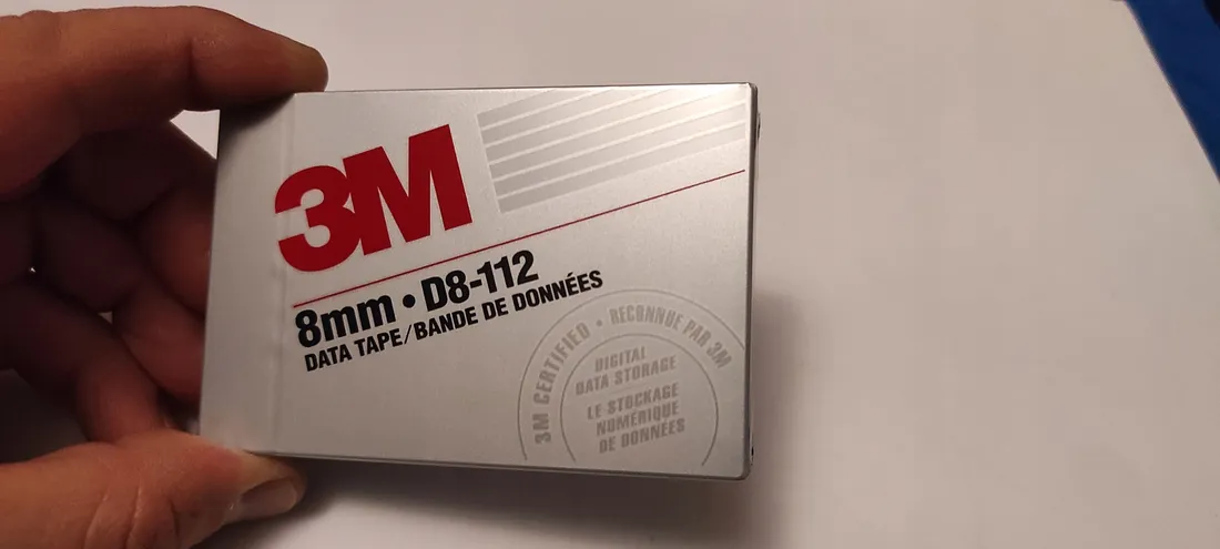 3m-8mm-d8-112-data-tape