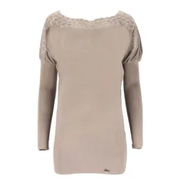 sukienka-damska-kobieca-obcisla-z-ozdobnym-dekoltem-w-serek-elegancka