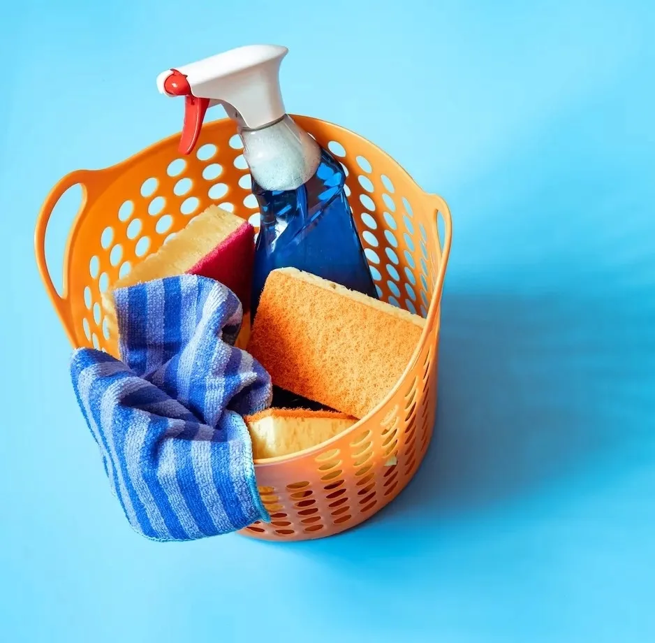 uchwyt-podlogowy-aptel-waga-z-opakowaniem-0-9-kg