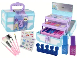 zestaw-pieknosci-kosmetyki-makijaz-robienie-paznokci-niebieski-kuferek