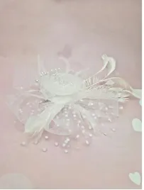 toczek-damski-fascynator-do-wlosow-na-glowe-bialy-piora