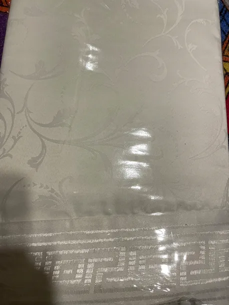 obrus-plamoodporny-prostokatny-130x180-cm-bialy-dekoracyjny-elegancki-szerokosc-produktu-130-cm