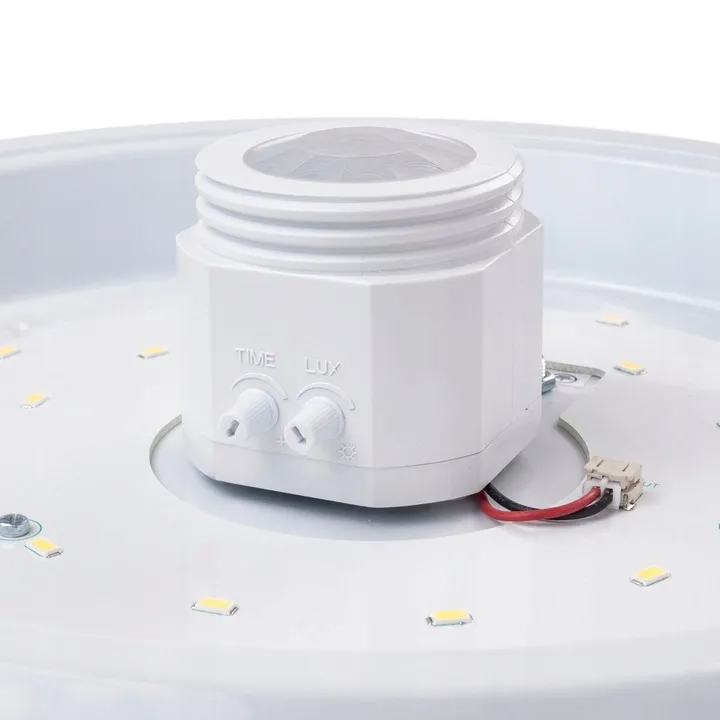 plafon-maclean-bialy