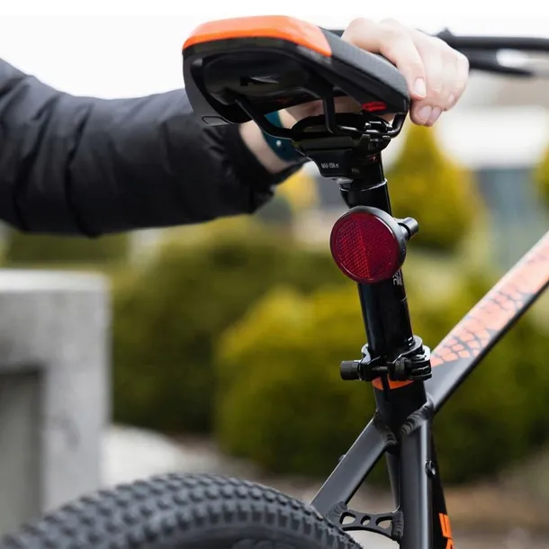 fixed-fixed-tag-reflector-find-my-lokalizator-do-roweru-czarny-czerwony-marka-fixed-model-reflector-smart-tracker-find-my