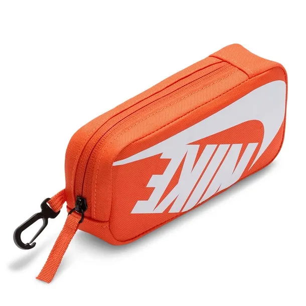 plecak-nike-elementa-shoeboxl-hj4186-610-cechy-dodatkowe-na-zamek