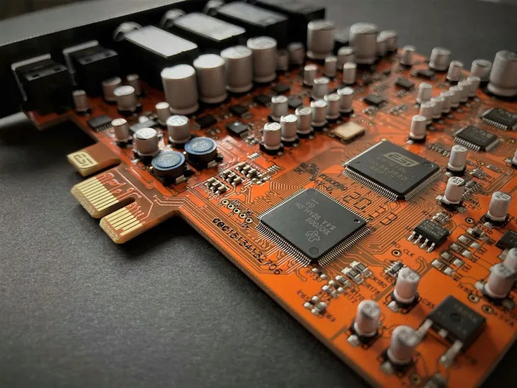esi-maya44-analog-digital-pci-kolor-bialy