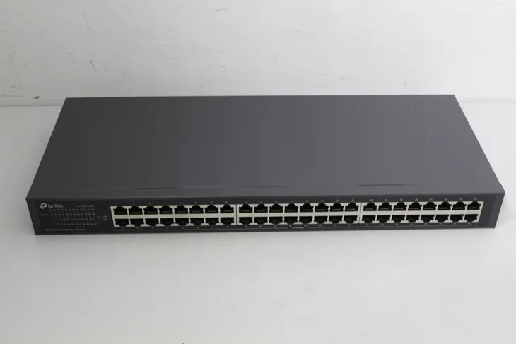 switch-tp-link-tl-sf1048-waga-z-opakowaniem-2-62-kg-liczba-portow-48