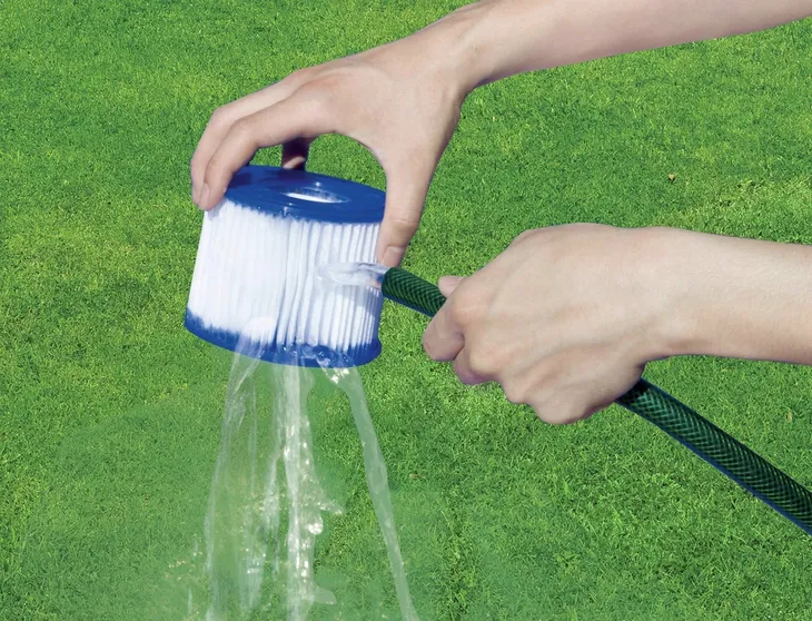 megi-akcesoria-basenowe-marka-bestway-waga-z-opakowaniem-0-36-kg