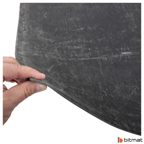 podklad-pod-panele-wygluszajacy-mata-guma-stabilizujaca-konstrukcje-podlogi-rodzaj-guma