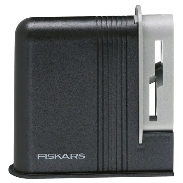 fiskars-functional-form-1000812-ostrzalka-do-nozyczek-clip-sharp-waga-z-opakowaniem-0-075-kg