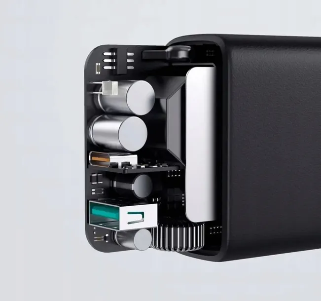 ladowarka-aukey-30w-2xusb-power-delivery-1xusb-a-1xusb-c-marka-aukey-model-focus-duo