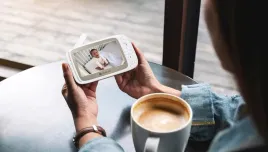 niania-elektroniczna-z-kamera-wi-fi-5-ekranem-obrotem-zoomem-i-audio