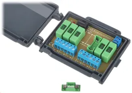 rozgaleznik-zasilania-dc-z-bezpiecznikami-6-wyjsc