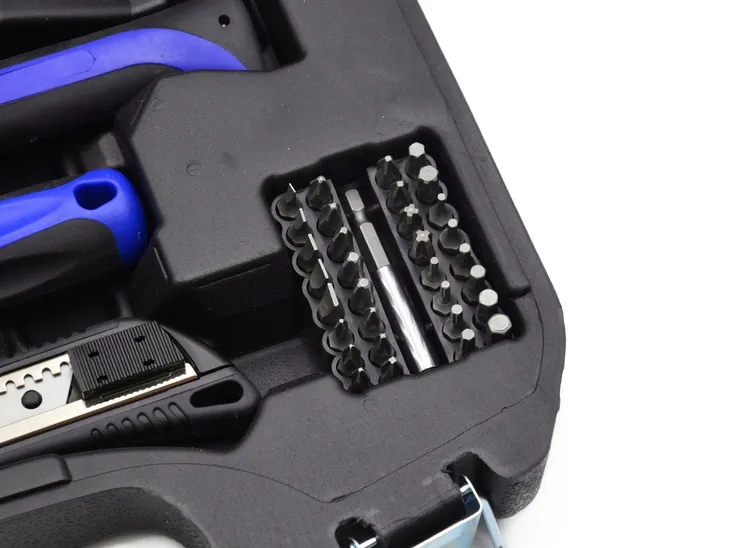 zestaw-narzedzi-47el-g10106-waga-z-opakowaniem-2-83-kg