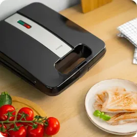 toster-huslog-hus1028-czarny-1800-w