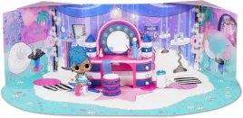 figurka-kolekcjonerska-z-akcesoriami-i-zestawem-do-makijazu