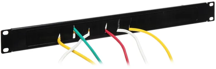 panel-z-przepustem-kablowym-do-szafy-rack