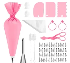 cukierniczy-zestaw-do-dekorowania-tortow-worki-koncowki-akcesoria