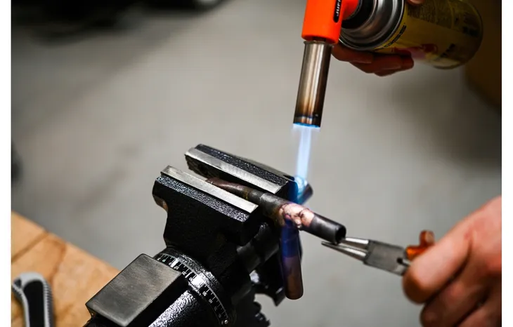 imadlo-obrotowe-drel-100-mm-maksymalny-rozstaw-szczek-100-mm