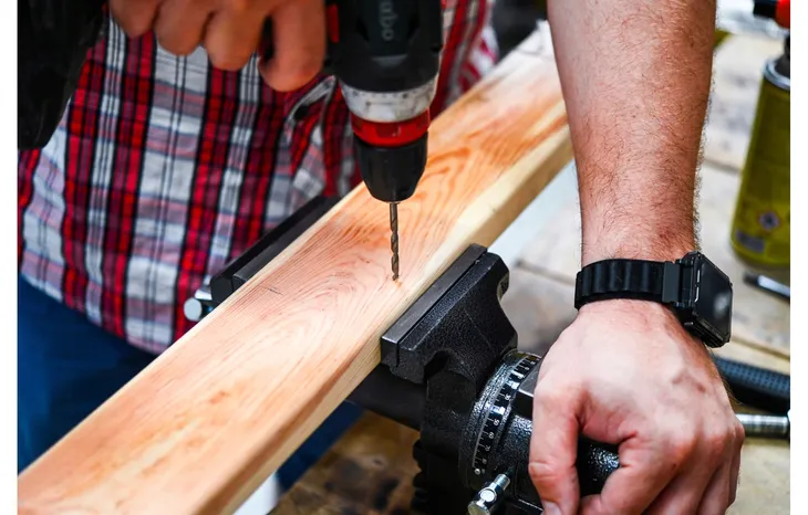 imadlo-obrotowe-drel-100-mm-informacje-dodatkowe-obrotowa-podstawa