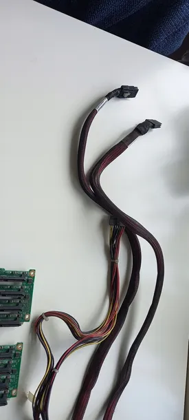 ibm-lsi-44e8690-sas3082e-r-sas-server-raid-pcie-x8-producent-ibm