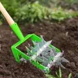 kultywator-komet-metal-23-cm-dlugosc-narzedzia-23-cm-marka-komet