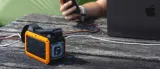 powerbank-xtorm-rugged-flashlight-40000-mah-100-w-kolor-czarny