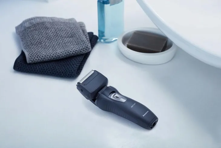 golarka-panasonic-es-rw31-mozliwosc-mycia-pod-woda-tak