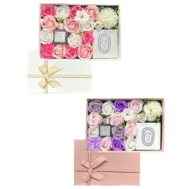zestaw-prezentowy-z-mydlanymi-rozami-z-dyfuzorem-i-swieca-23-cm