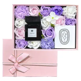 duzy-box-prezentowy-z-mydlanymi-kwiatami-dyfuzor-i-swieca-flowerbox