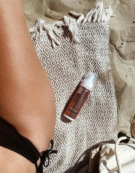 minetan-medium-dark-200-ml-pianka-samoopalajaca-typ-karnacji-kazda