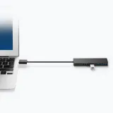 ultracienki-4-portowy-koncentrator-danych-anker-usb-3-0-5-gb-s-czarny-waga-z-opakowaniem-0-073-kg
