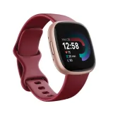 smartwatch-fitbit-versa-4-czerwony