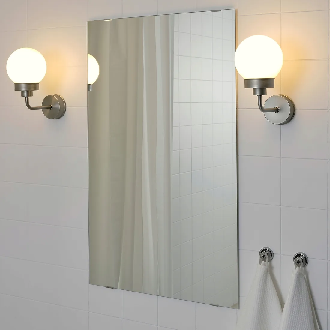 ikea-frihult-lampa-scienna-stalowa-14cm-kolor-bialy