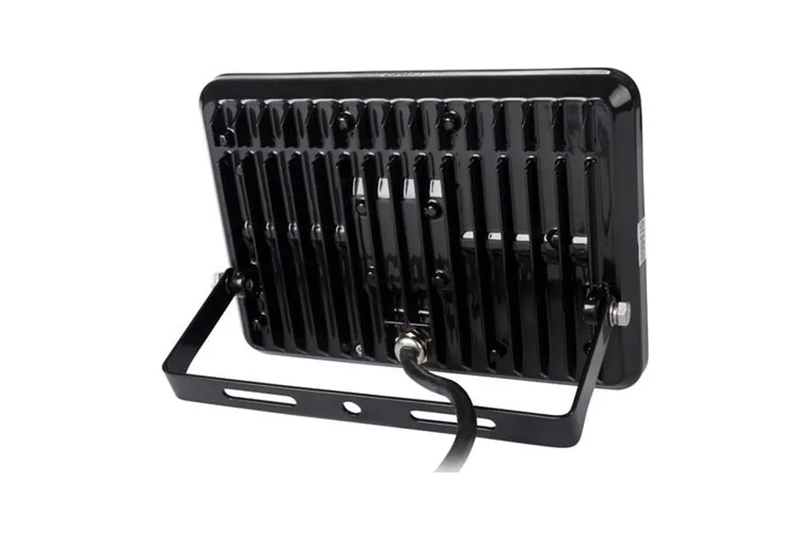 lekki-reflektor-panel-led-neutralna-biel-30w