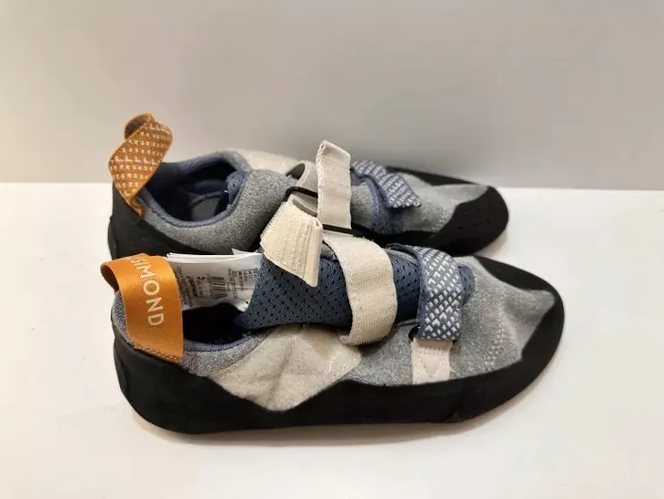 buty-wspinaczkowe-simond-first-klimb-plec-produkt-uniseks-marka-simond