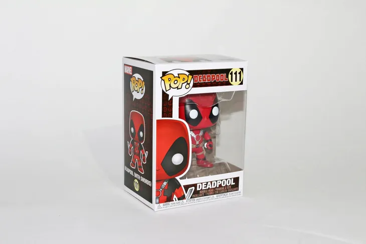 figurka-funko-bobble-marvel-deadpool-wysokosc-produktu-9-cm