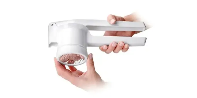 praska-do-ziemniakow-tescoma-kolor-bialy