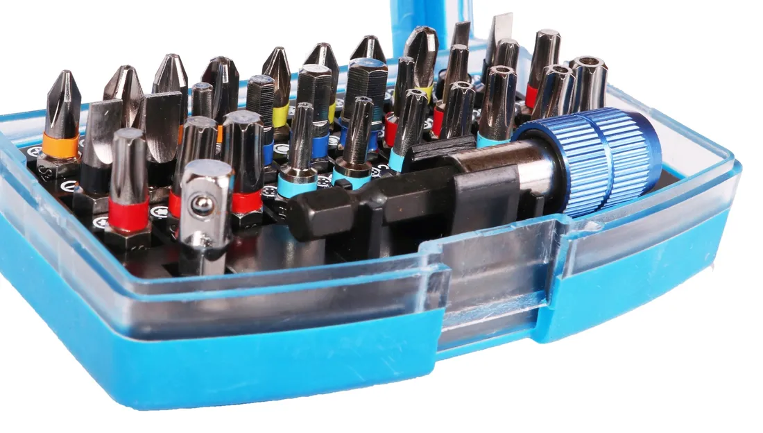zestaw-bitow-hoegert-technik-ht1s400-1-4-32-elementy