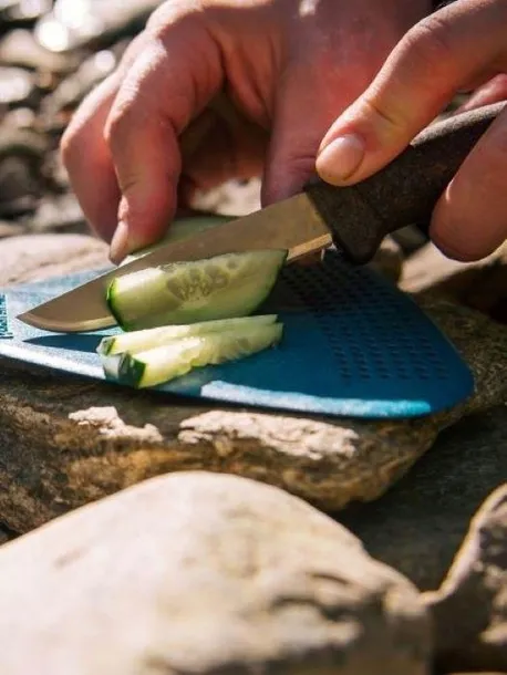 noz-turystyczny-light-my-fire-material-glowni-stal