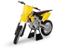 new-ray-suzuki-rm-z450-1-6-motocykl-nowy-model-motocross