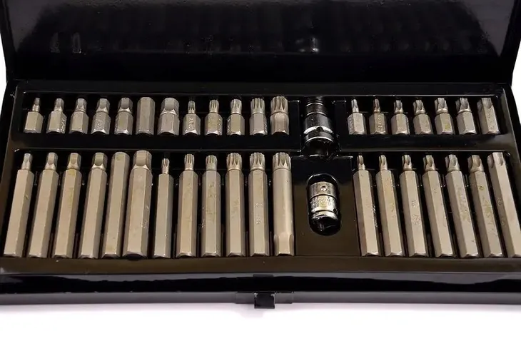 zestaw-narzedzi-mar-pol-40-el-marka-mar-pol-waga-z-opakowaniem-2-kg