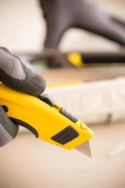 noz-stanley-7-10-778-waga-z-opakowaniem-0-15-kg