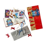 noz-turystyczny-kizer-material-rekojesci-drewno