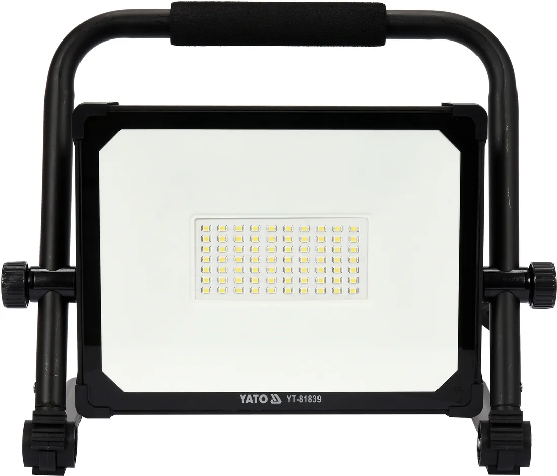 halogen-bialy-zimny-5000-lm-50-w