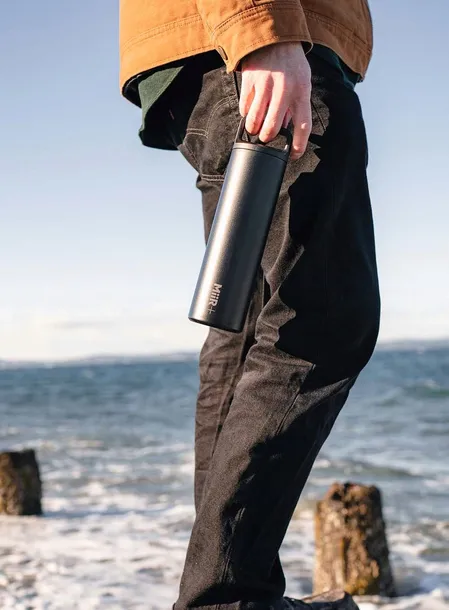 termos-na-napoje-miir-059-l-czerwony-waga-z-opakowaniem-0-15-kg