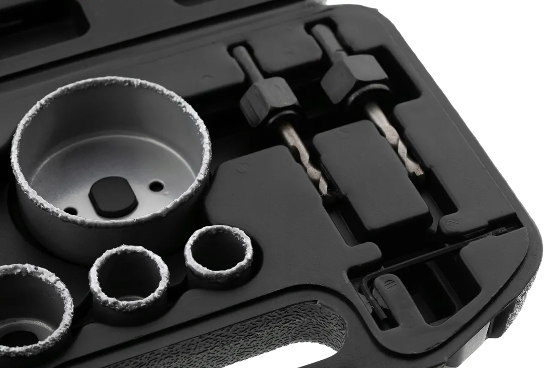 otwornica-silvertools-73-mm